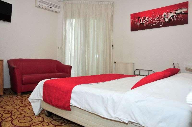 Cit'Hotel Europeen Angoulême Стая снимка