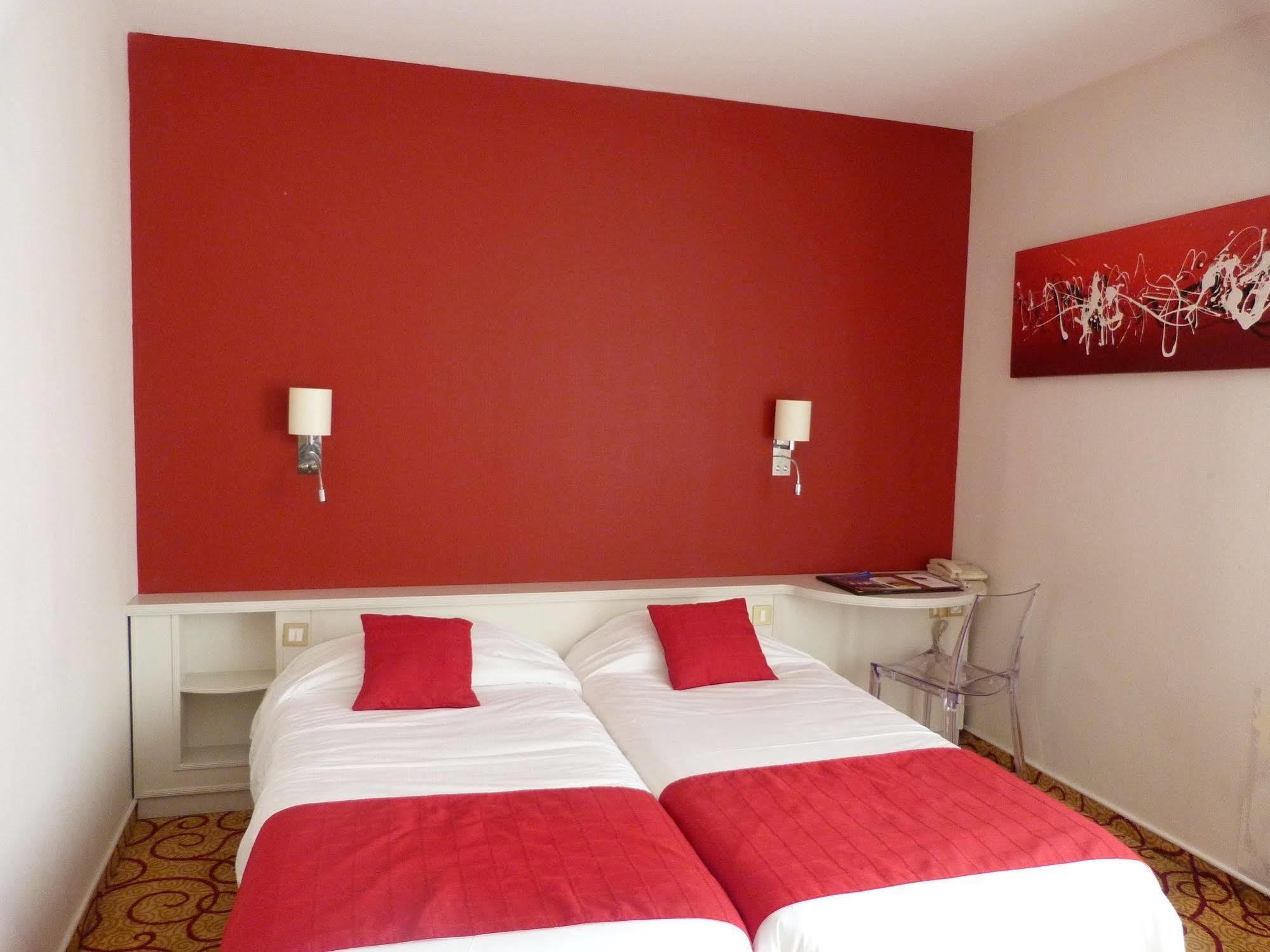 Cit'Hotel Europeen Angoulême Екстериор снимка
